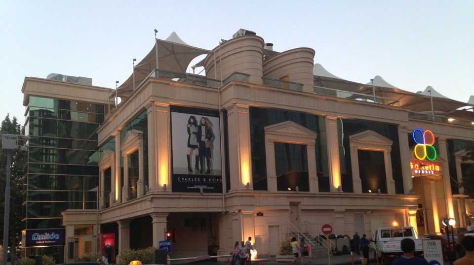 مرکز خرید نرگس باکو+VIDEO